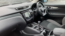 Nissan Qashqai 1.3 DiG-T 160 N-Connecta 5dr Petrol Hatchback